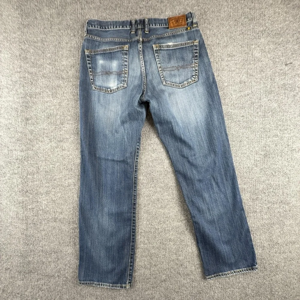 Lucky Brand 363 Vintage Straight Jeans Mens 32x30 Medium Wash Blue Denim Pants